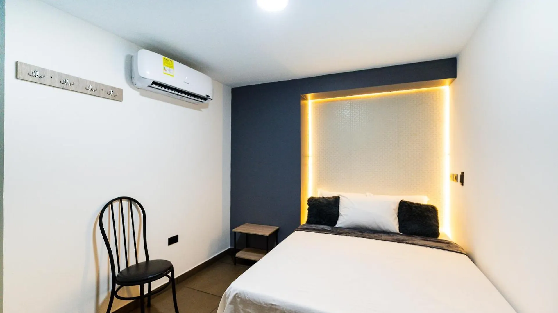 Hotel Lax78 Medellin 0*,  Colombia