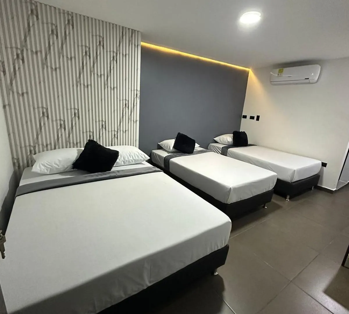 Hotel Lax78 Medellín 0*,  Kolumbia